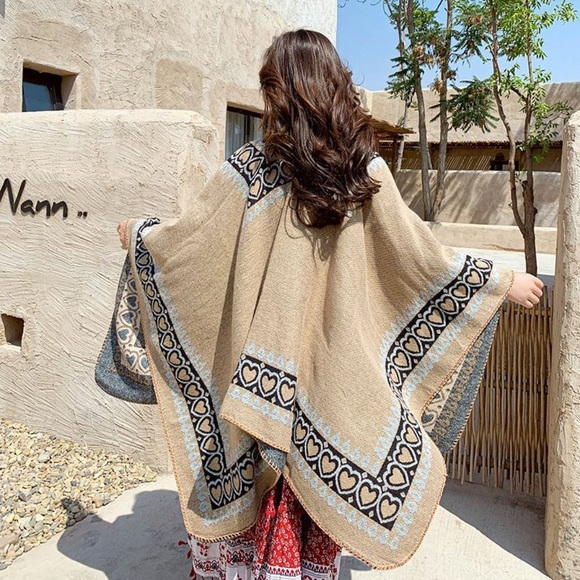 NEW Boho Heart Ruana Wrap Poncho - Picture 7 of 9